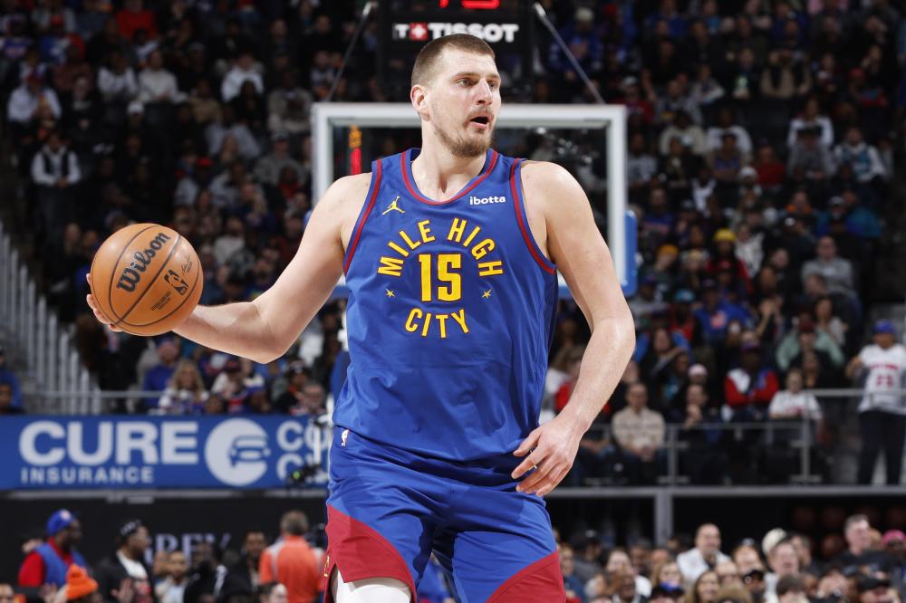 赛季后期陷 赛季后期陷