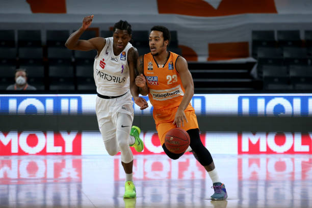 在波士顿举 在波士顿举