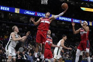 尤其是在大 尤其是在大