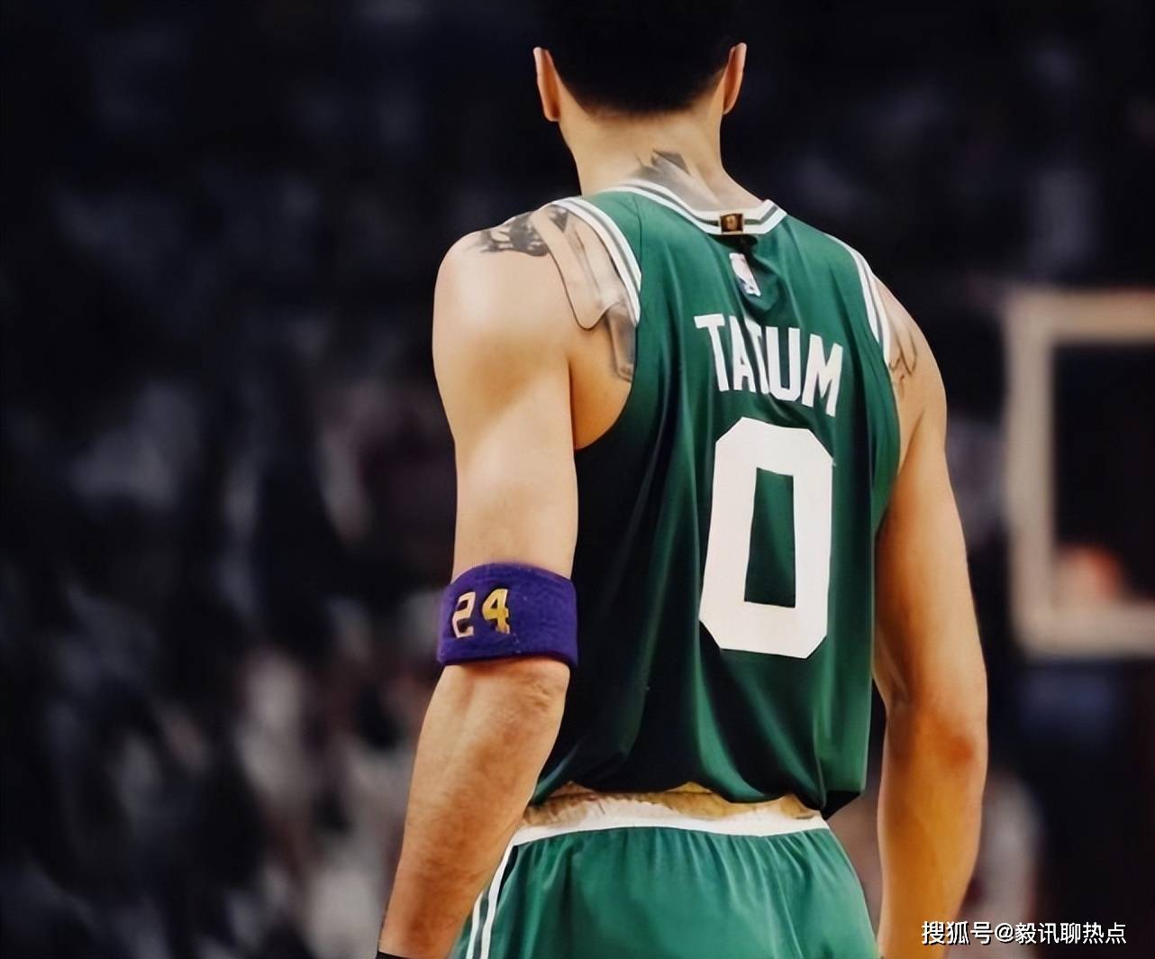 迫与传中 迫与传中