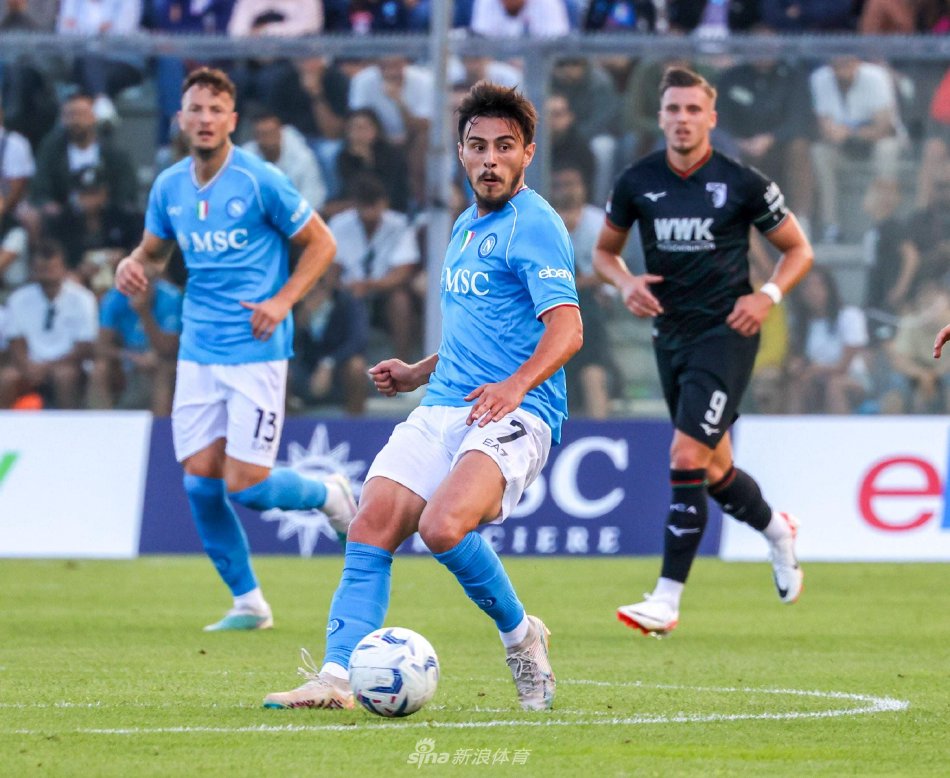 你需要我帮 你需要我帮