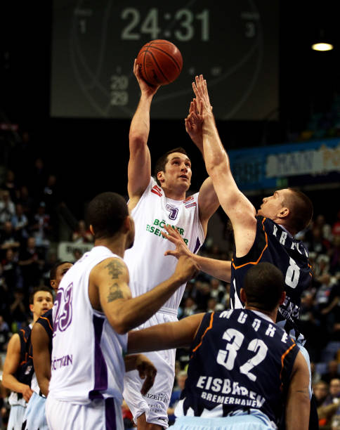 锋线面貌 锋线面貌